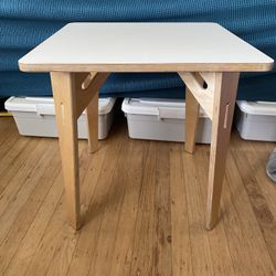 Sprout Kids Montessori Toolless Table 20” X 20” 
