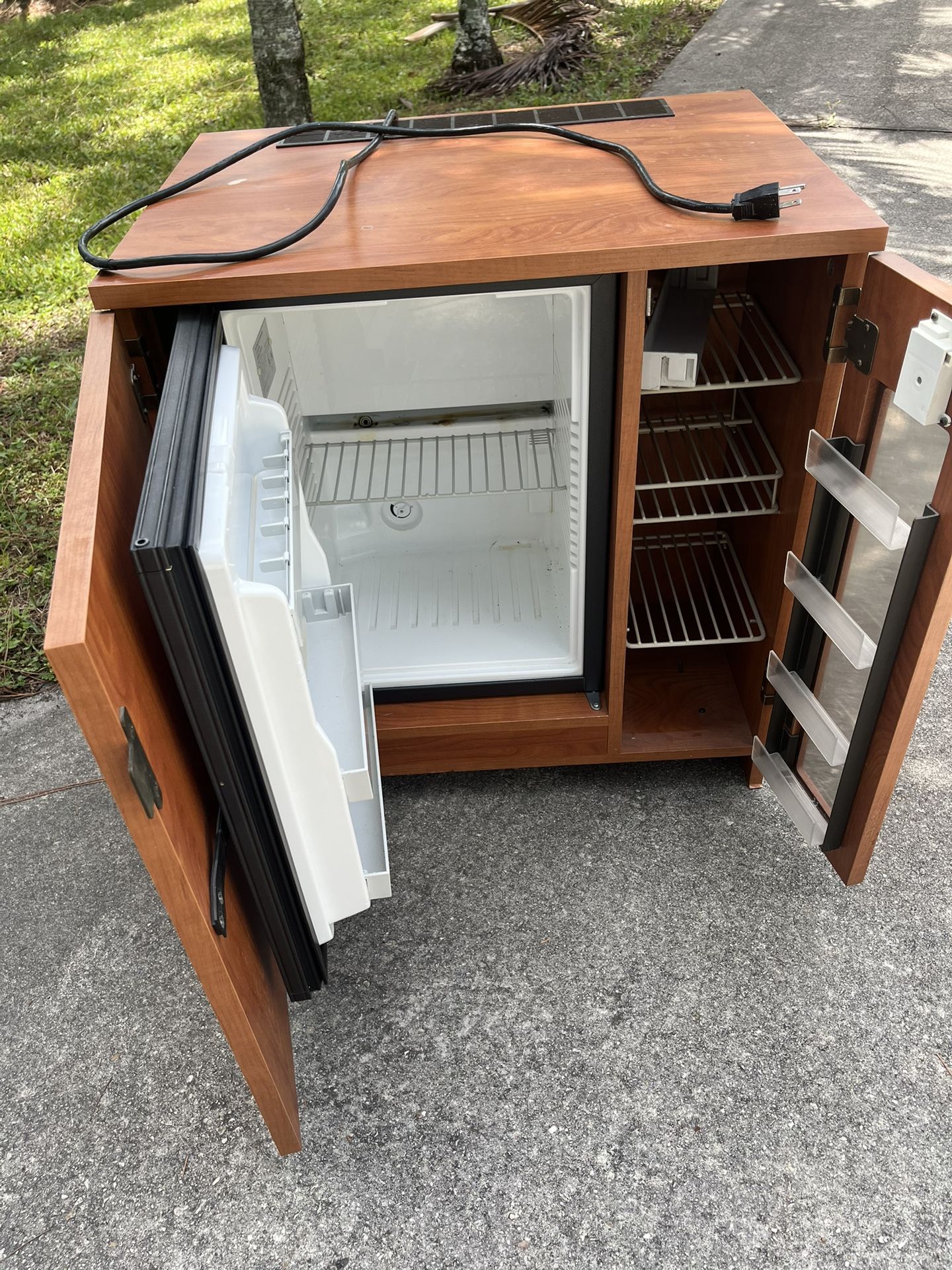 Absorption Mini Fridge