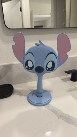 Impressions stitch mirror