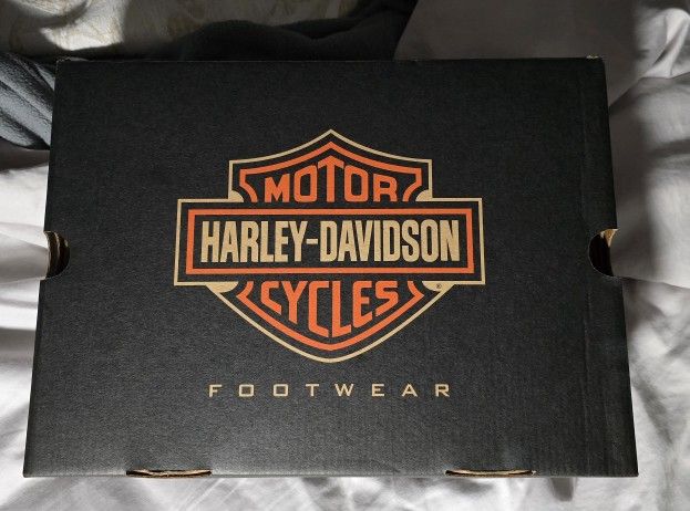 NIB Harley Davidson Woman's Boot 7.5