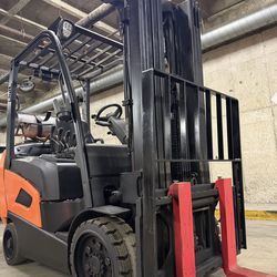 2021 DOOSAN forklift for sale, 6600 lb lifting capacity,3 stage, side shift