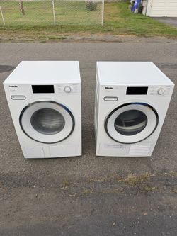 Miele Washer,Dryer 24 inch 