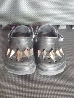 Little kids size 11 Black Panther crocs