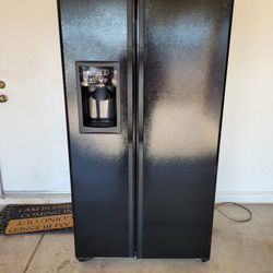 Full Size Refrigerator For Sale