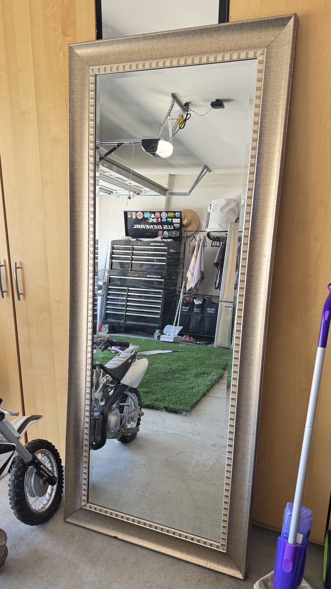 “32”x78” Floor Mirror – Elegant Frame