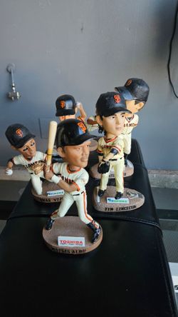 8 San Francisco Giants Bobbleheads