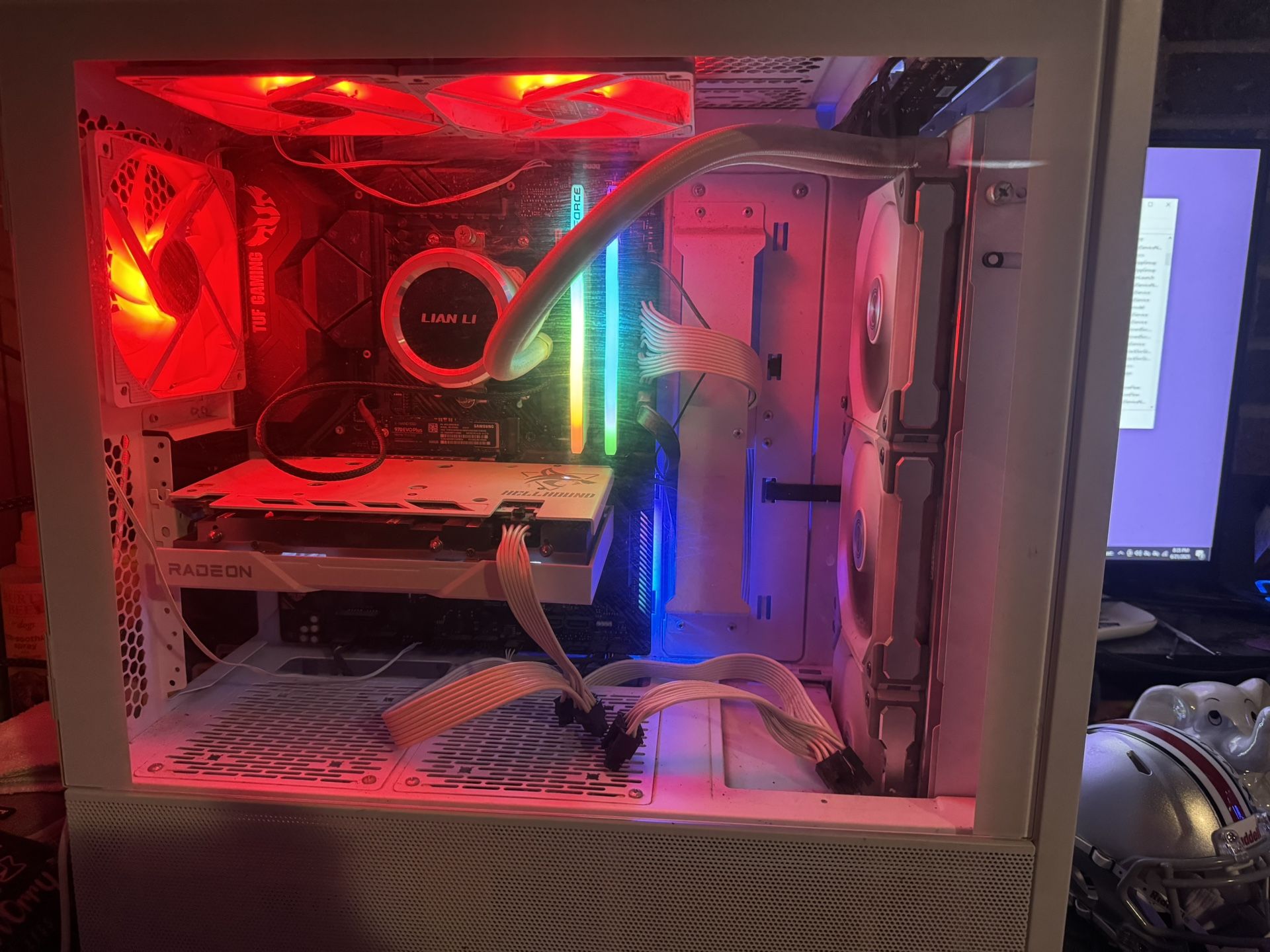 Entry Level Gaming Pc Case Has Some Ware On It Other Than That Perfect Condition