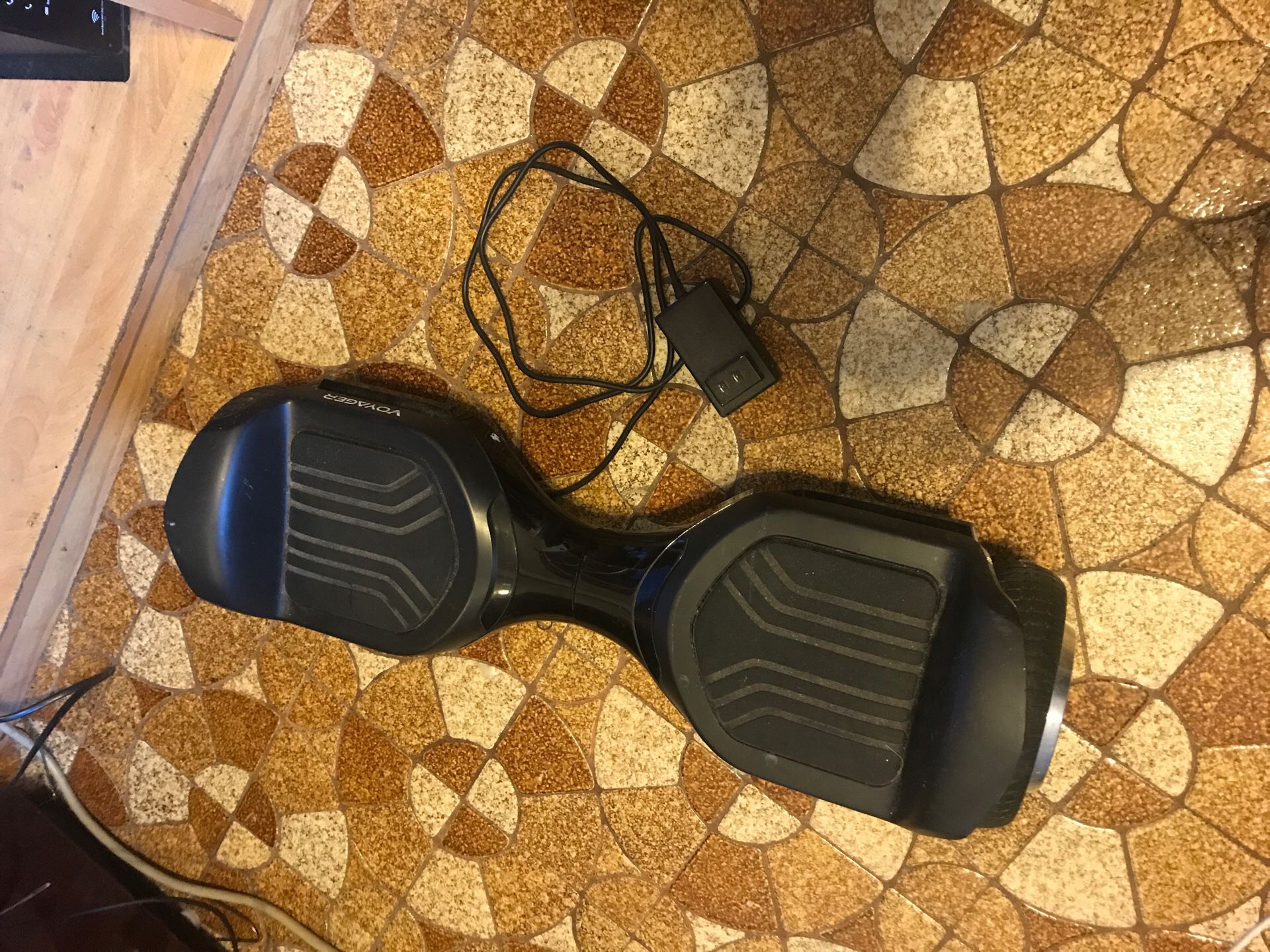 Great condition voyager skywalker hoverboard with charger