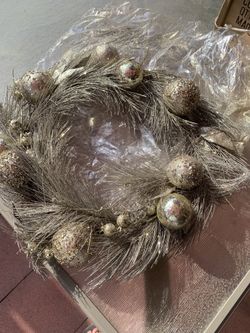 Selling Christmas door crown