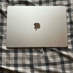 2025 Apple 15" MacBook Air with M4 chip
