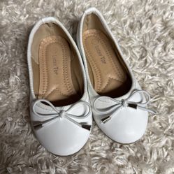 Girls White Flats 