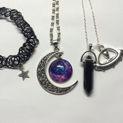 I want to believe necklaces and choker bundle