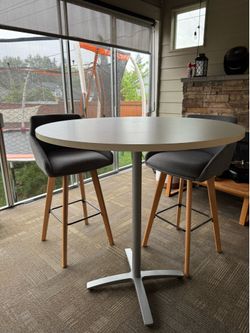 Round bar table and chairs