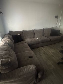 Sectional couch