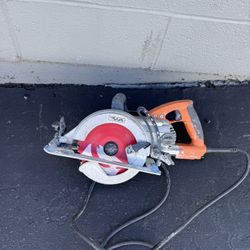 Ridgid R3210 15A 120V Corded Circular Saw C2