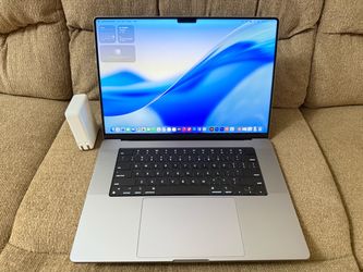 2021/2022 Apple MacBook Pro 16-Inch M1 Pro, 32GB ram,1TB, excellent, fast