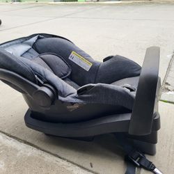 Evenflo Infant Carseat