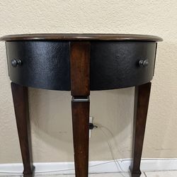 Vintage Entry Table With Drawers