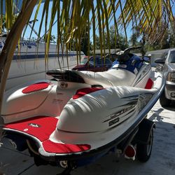 2004 Yamaha Jetski 12'6" (3seater)