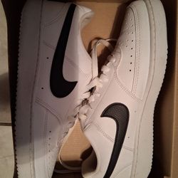 Nike Shoes Women's Size 8.5