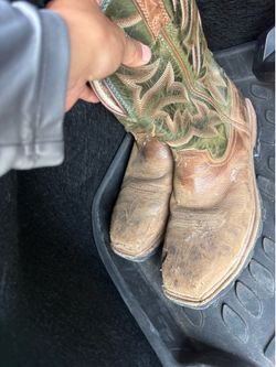 Dm for prices