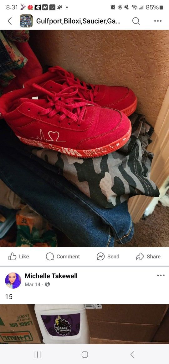 Shoes Size 7