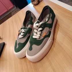 Vans Green&GREY PATCHWORKS SIZE 9