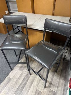 Tall bar stool