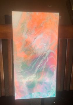 Single acrylic pour painting