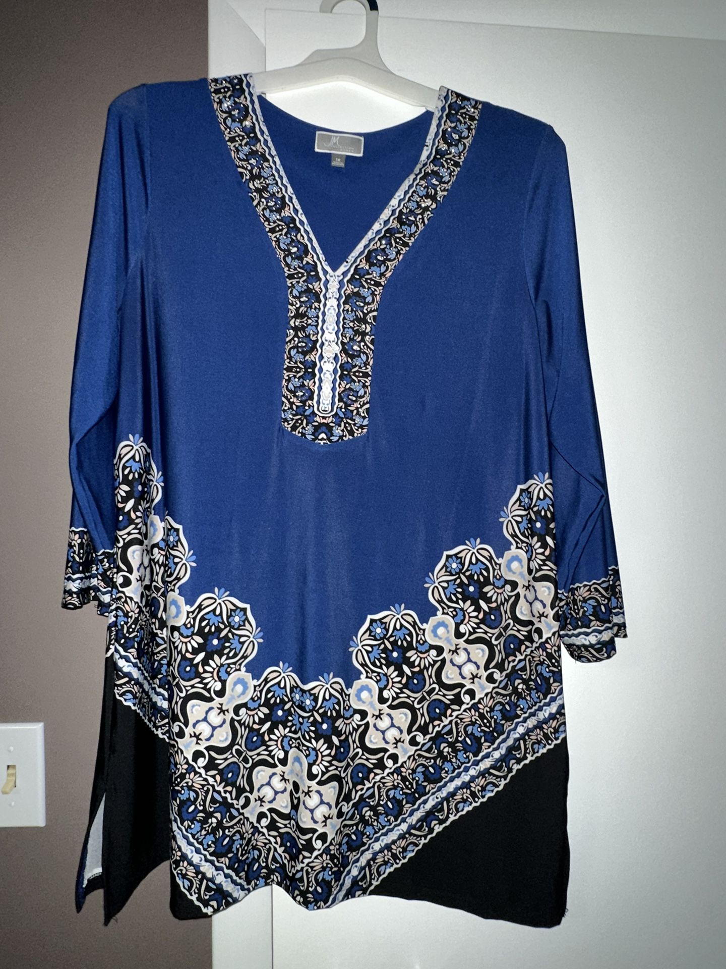 Beautiful Shirt - JM Collection (from Macy’s) - Color:  Blue, White & Black - Size 1X 