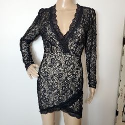 Windsor sexy lace dress small