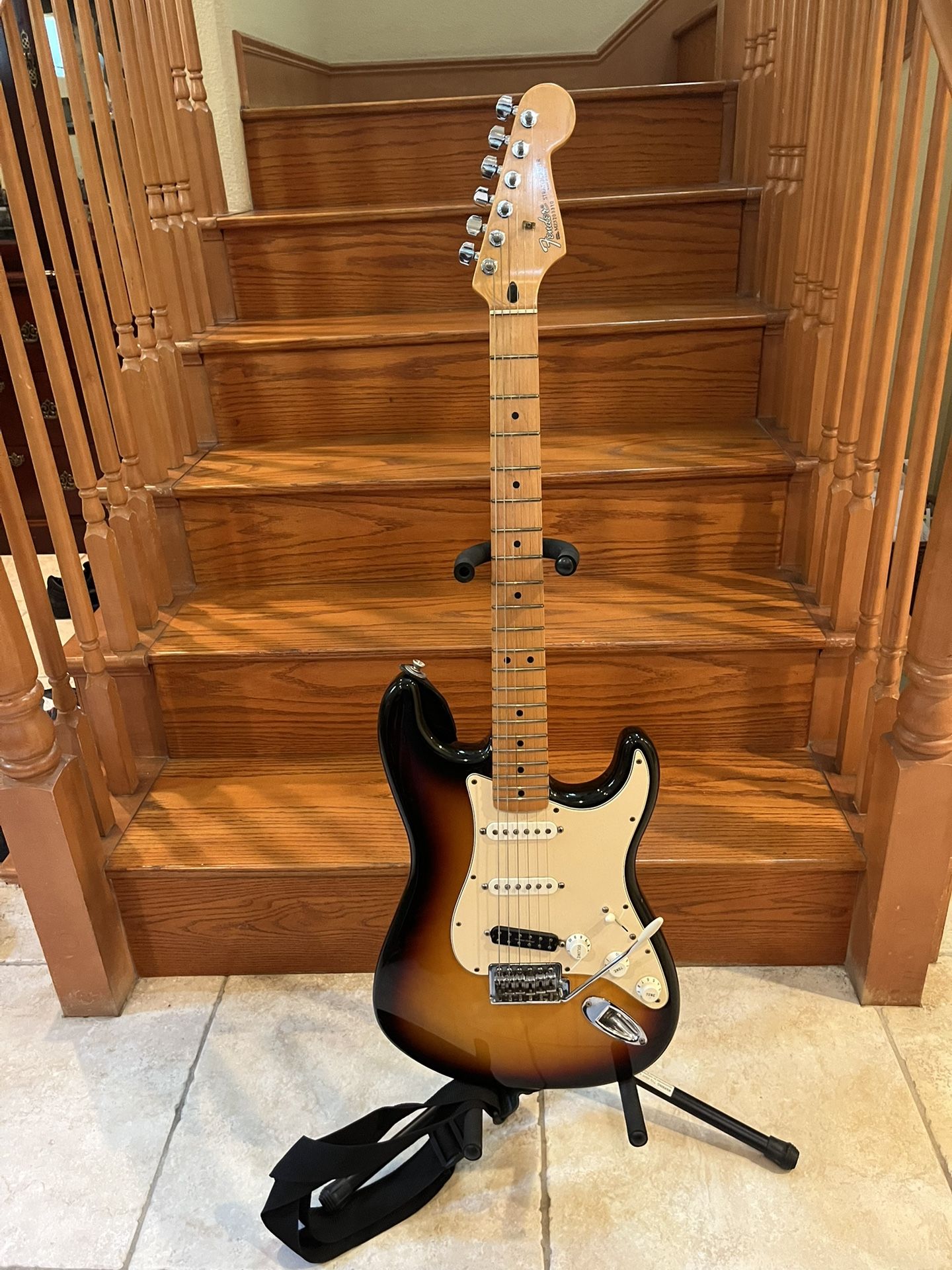 Fender MIM Stratocaster (Mint/Upgraded Seymour Duncan)
