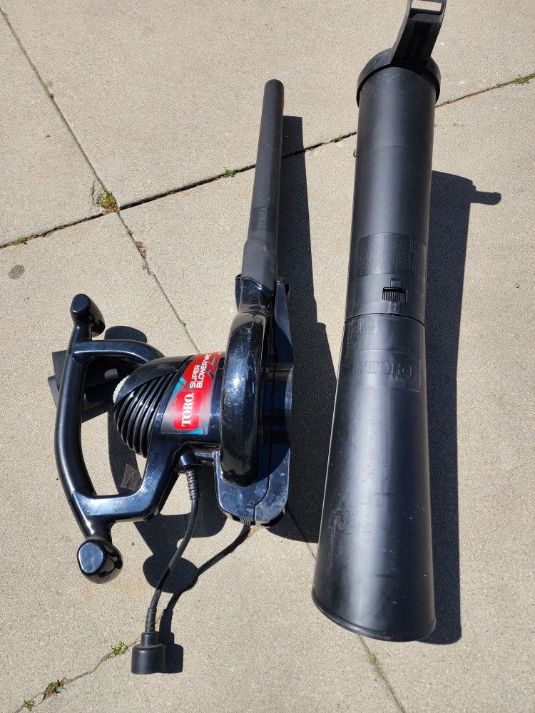 Toro Super Blower & Vac - Corded Leaf Blower
