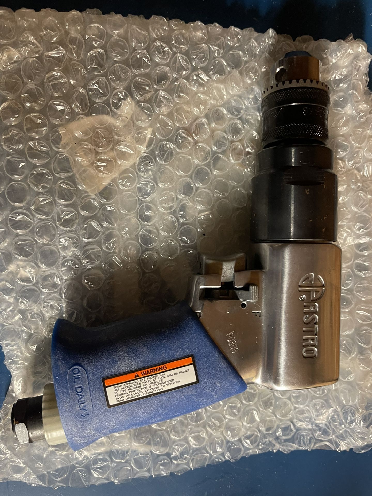 Astro Pneumatic 3/8 Reversible Air Drill