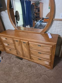 Dresser for free