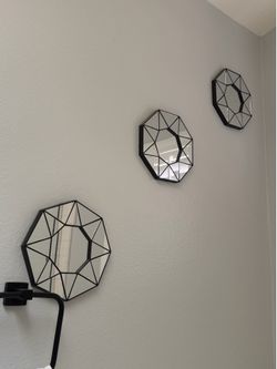 Living room/Bathroom Decor