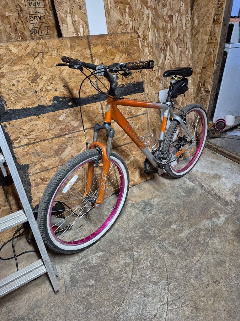 Bike TREK 4300