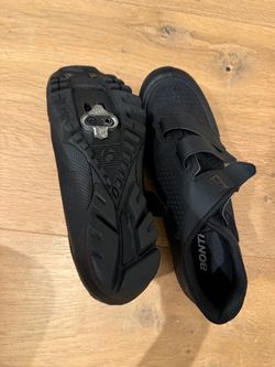 Cycling shoes size 7.5 women’s