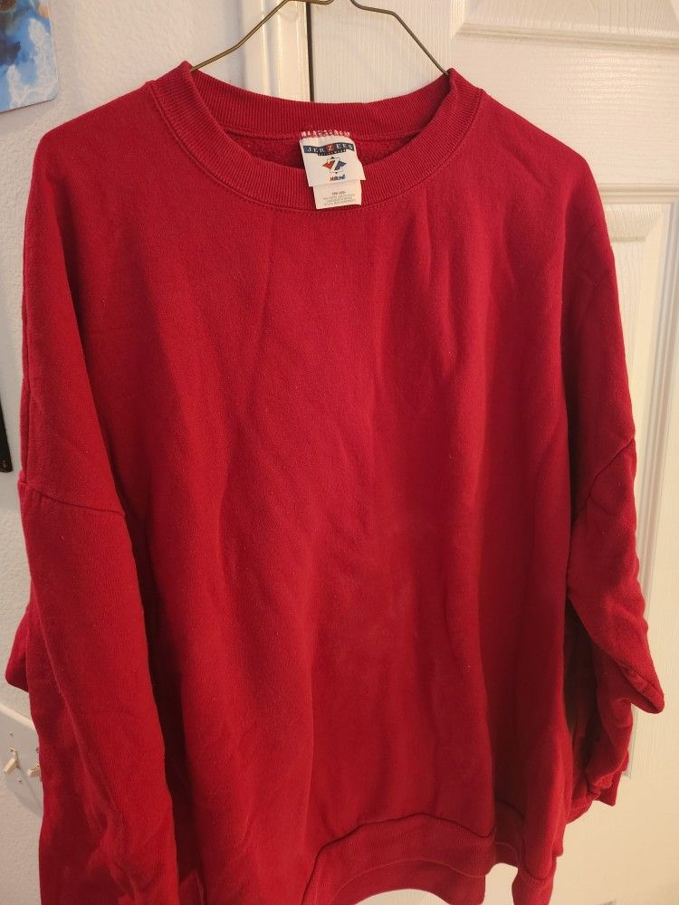 4 Sweaters Red And Black