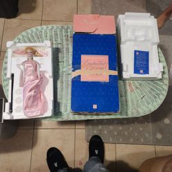 Barbie Doll Porcelain Enchanted Evening 1960 Ltd Edition 1987  In Box