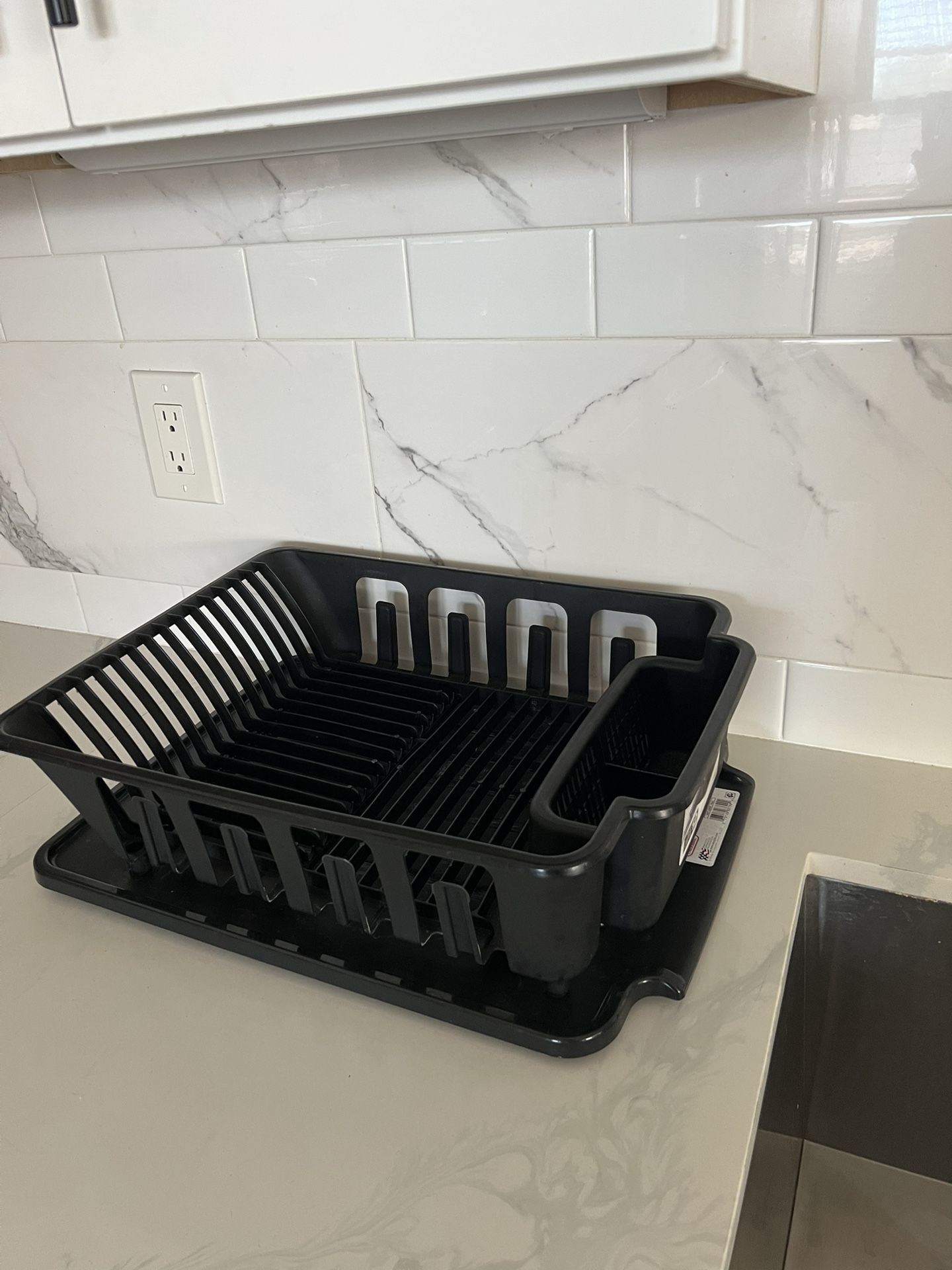 Plastic Dish Drainer With Tray