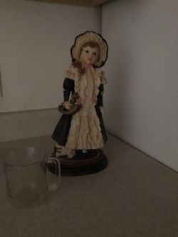 Vintage parcelan doll