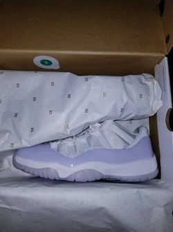 Jordan 11 Low "Pure Violet" (Women's)