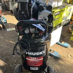Husky 30 Gal. 175 PSI Oil Lubed Belt Drive Portable Vertical Electric