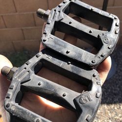GT PEDALS 1/2