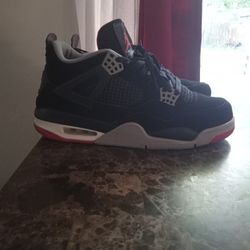 Jordan 4s