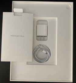 Apple - 11-Inch iPad Pro (Latest Model) with Wi-Fi - 64GB - Space Gray PLUSE Smart Keyboard!!!!