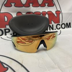 Meta Oakley Vanguard Smart Sun Glasses w/ Case 11061055