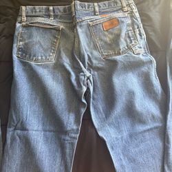 Wrangler Flame resistant Pants 