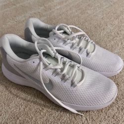 Nike Sneakers 